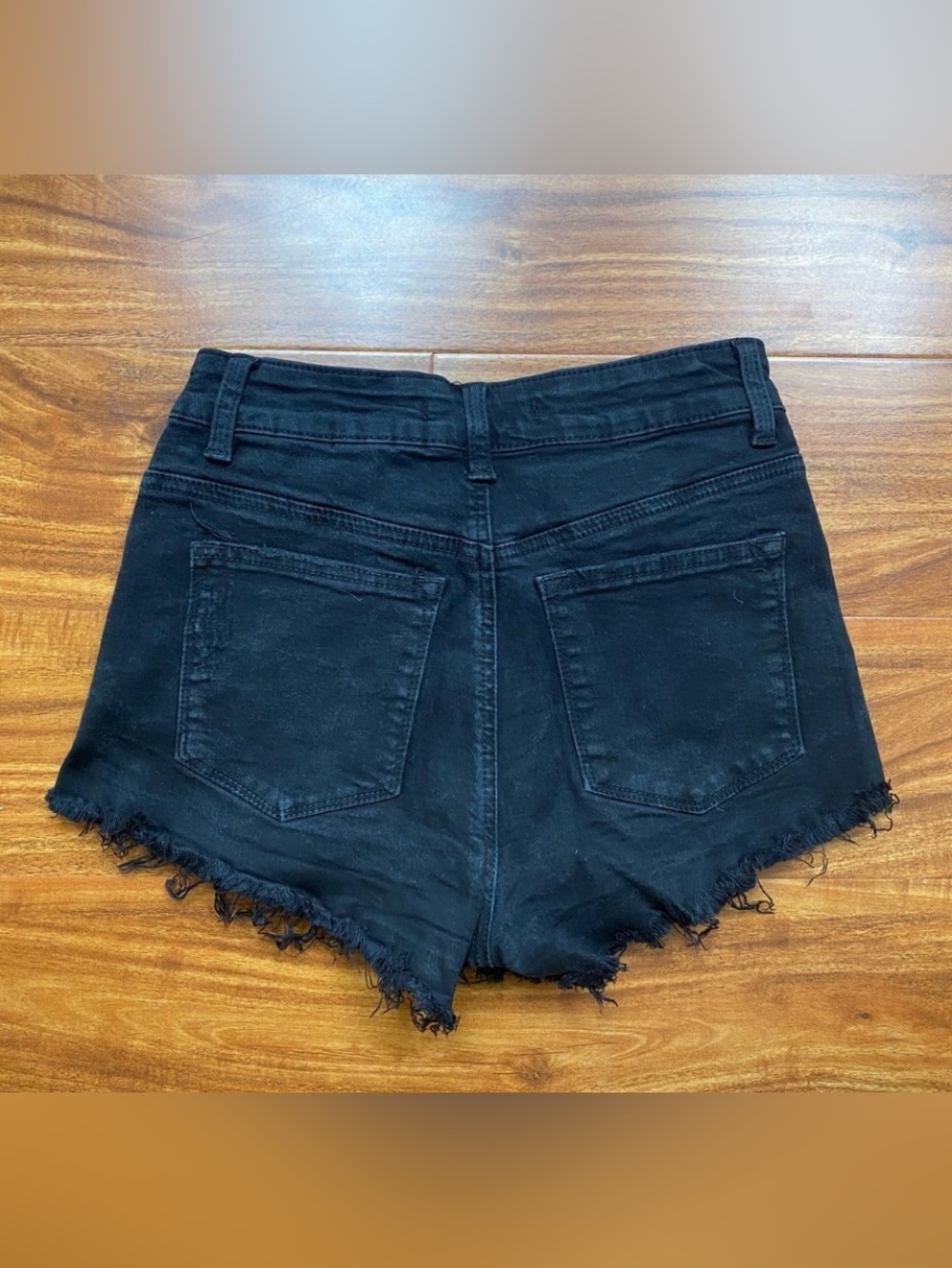 KanCan Womens Faded Black Midrise Distressed Cotton Denim Shorts Size 3 Casual - Picture 2 of 15